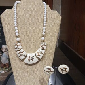 Vtg Porcelain 19" Geometric Patterned Bib Necklace & Earrings Set Marked Japan.